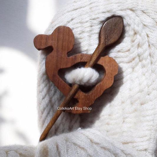 Spilla in legno per scialle - Dodo