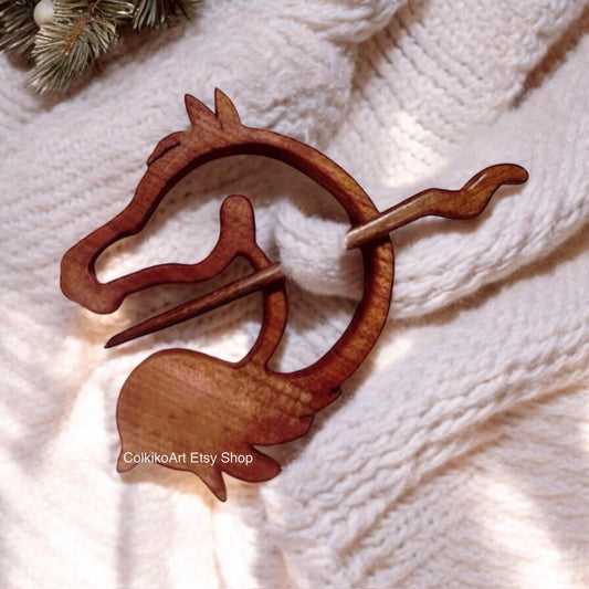 Spilla in legno per scialle - Cavallo