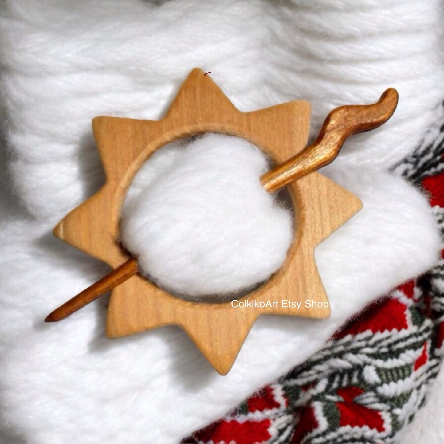 Spilla in legno per scialle - Sole