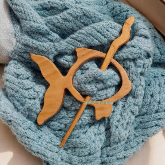 Spilla in legno per scialle - Pesce