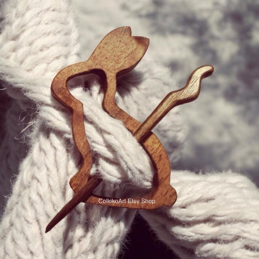 Wooden Shawl Pin, Wood brooch,Wood scarf pin, Women gift, baby girl gift, eco friendly accessory, jewlery, animal, rabbit, rabbit pin,brooch