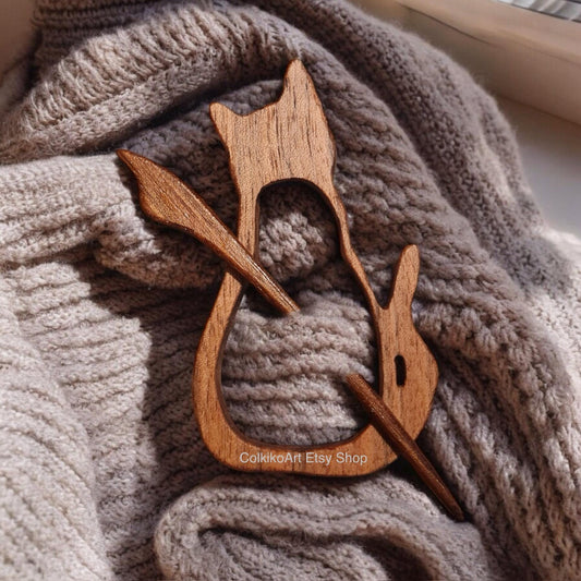 Cat lover Wooden Shawl Pin, Wood Brooch,Knitted Scarf, Women Gift, kittens,Eco friendly Accessory