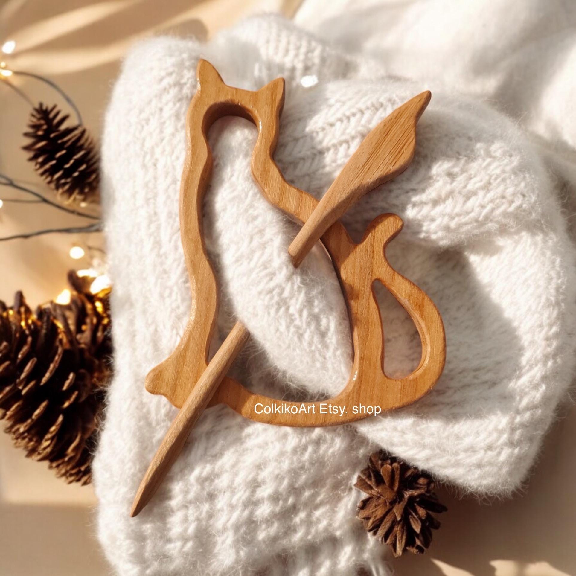 Cat lover kitten Wooden Shawl Pin, Wood Brooch, Wood Scarf Pin, Women Gift, kittens,Eco friendly