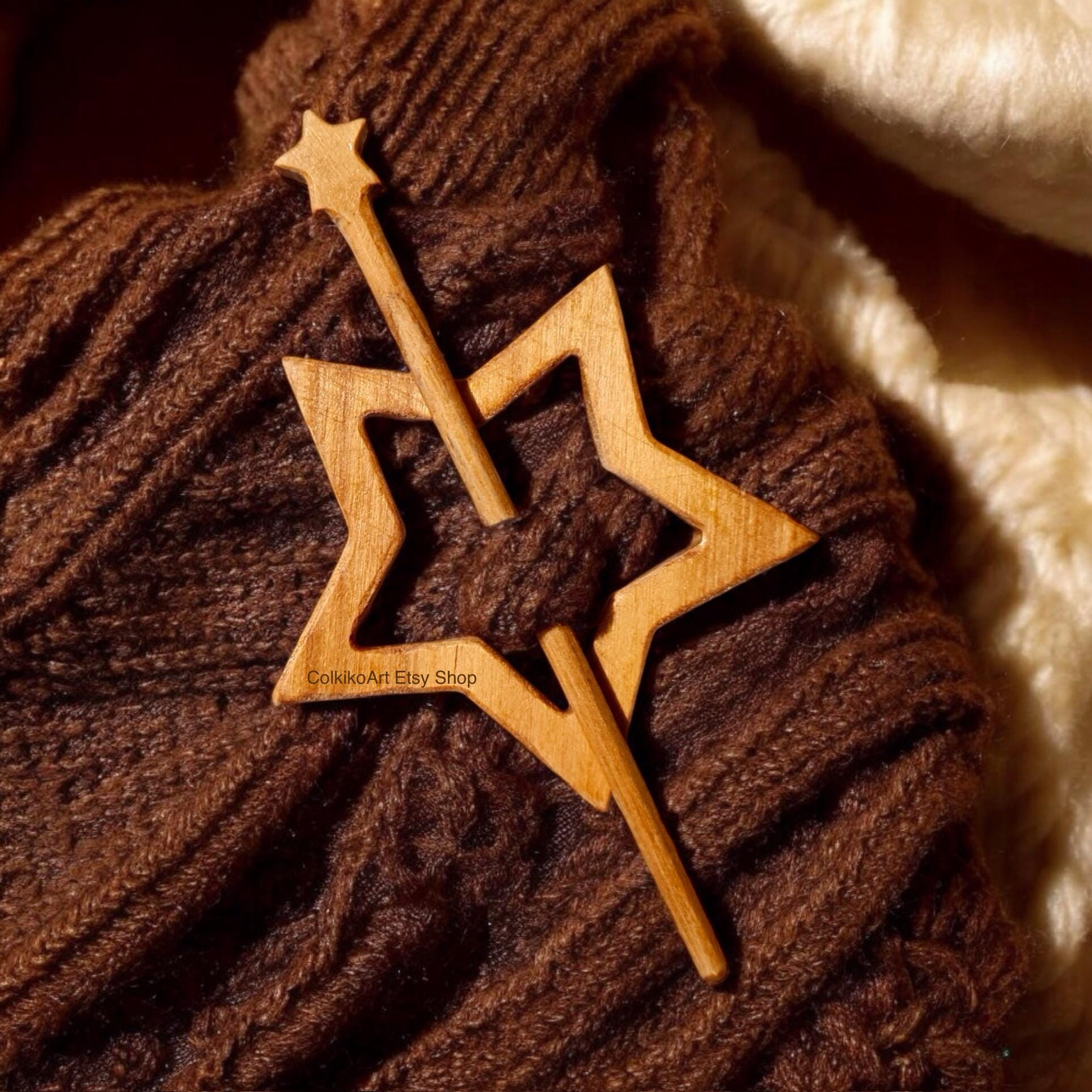Star Wooden Shawl Pin, Wood Brooch, knitted Scarf Pin, Women Gift,Accessory, Jewlery