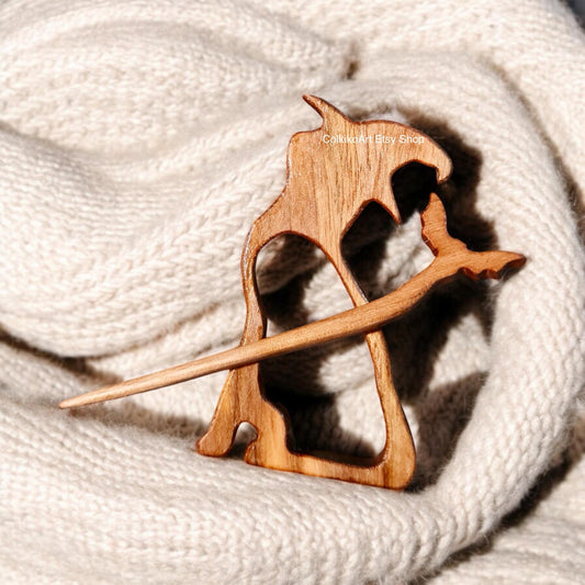 Cat lover kitten Wooden Shawl Pin, Wood Brooch, Wood Scarf Pin, Women Gift, kittens,Eco friendly Accessory, Jewlery, love, geart pin, brooch