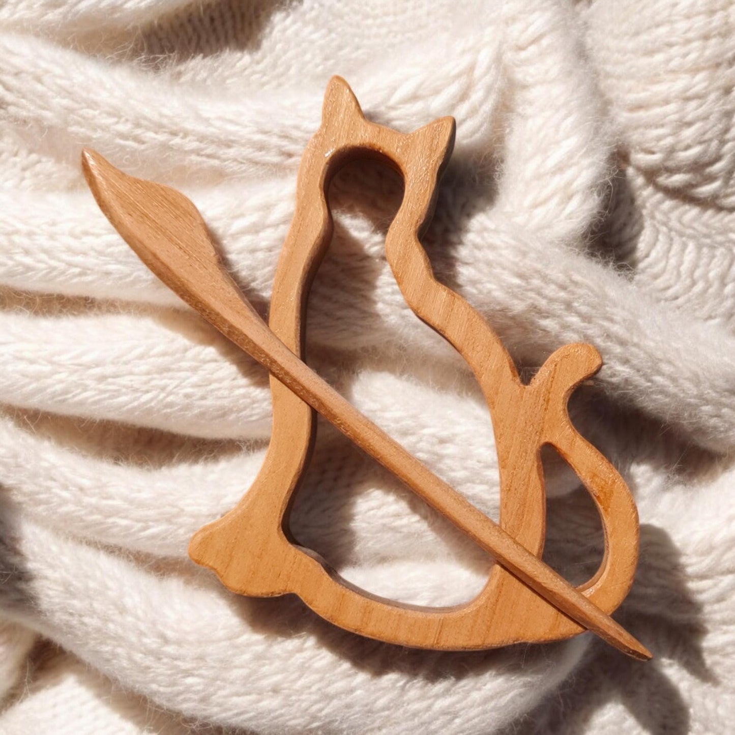 Cat lover kitten Wooden Shawl Pin, Wood Brooch, Wood Scarf Pin, Women Gift, kittens,Eco friendly